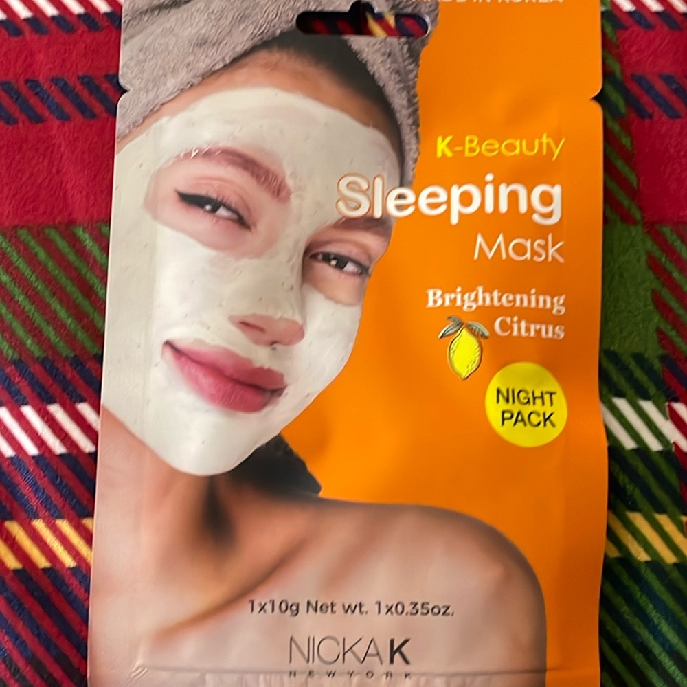 Sleeping mask
